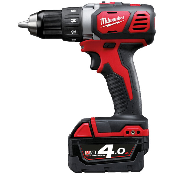 MILWAUKEE M18 kompakt bore- & skruemaskine