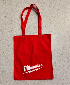 Milwaukee Mulepose